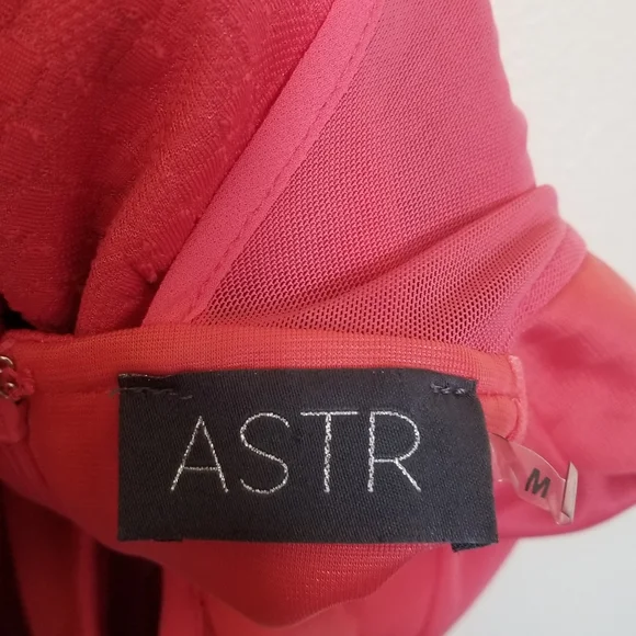 ASTR Pink Cocktail Dress Size Medium - Picture 8 of 9